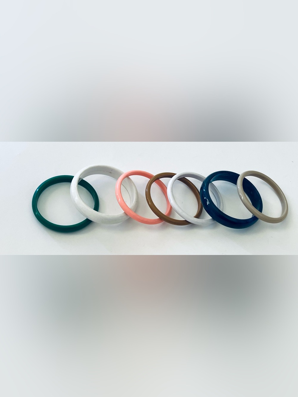 VTG Colorful Plastic Resin Bangle Bracelets Lot 7 Stackable Retro Boho Jewelry